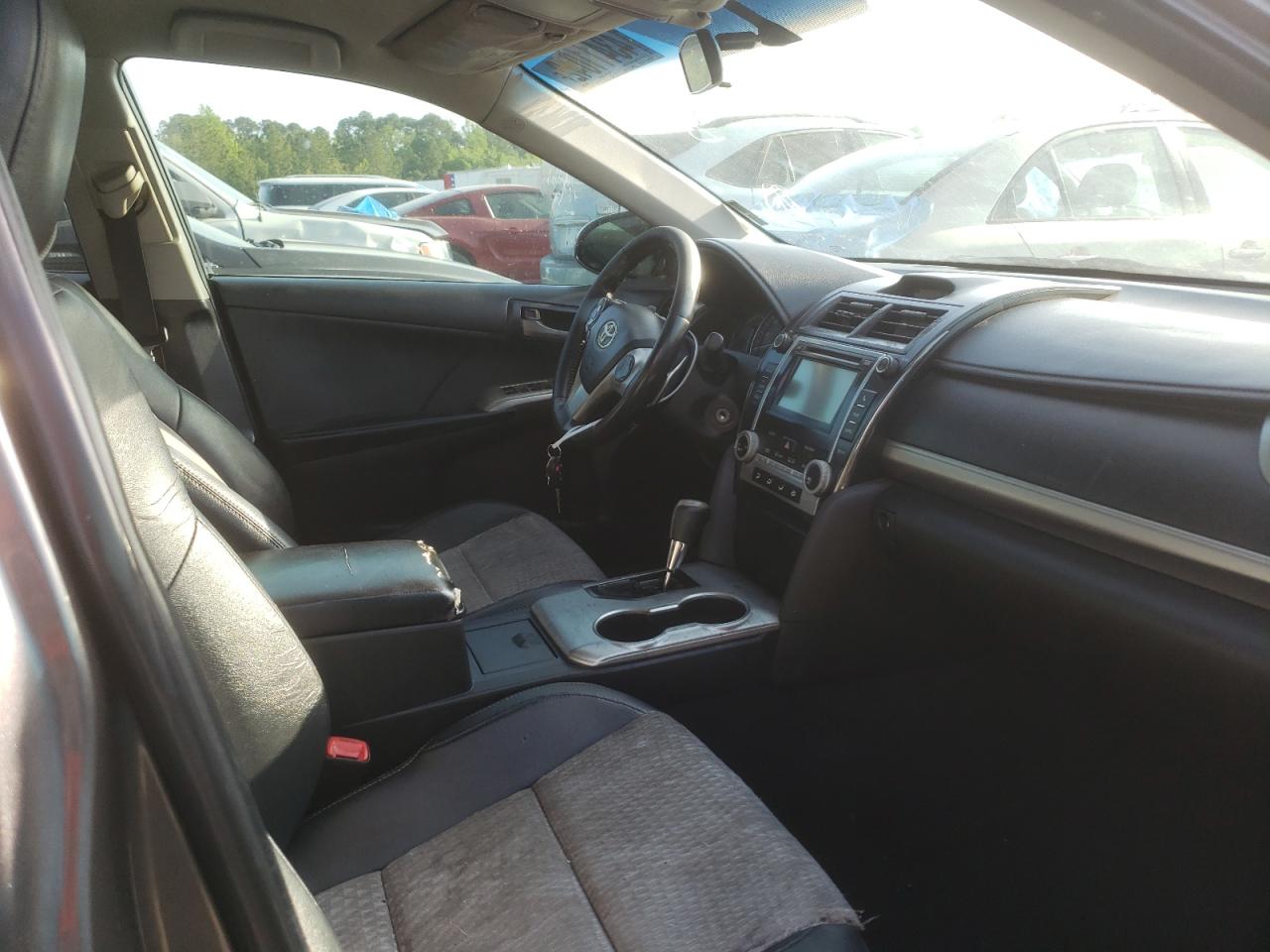Photo 5 from auction – 2012 TOYOTA CAMRY BASE with VIN 4T1BF1FK2CU071358