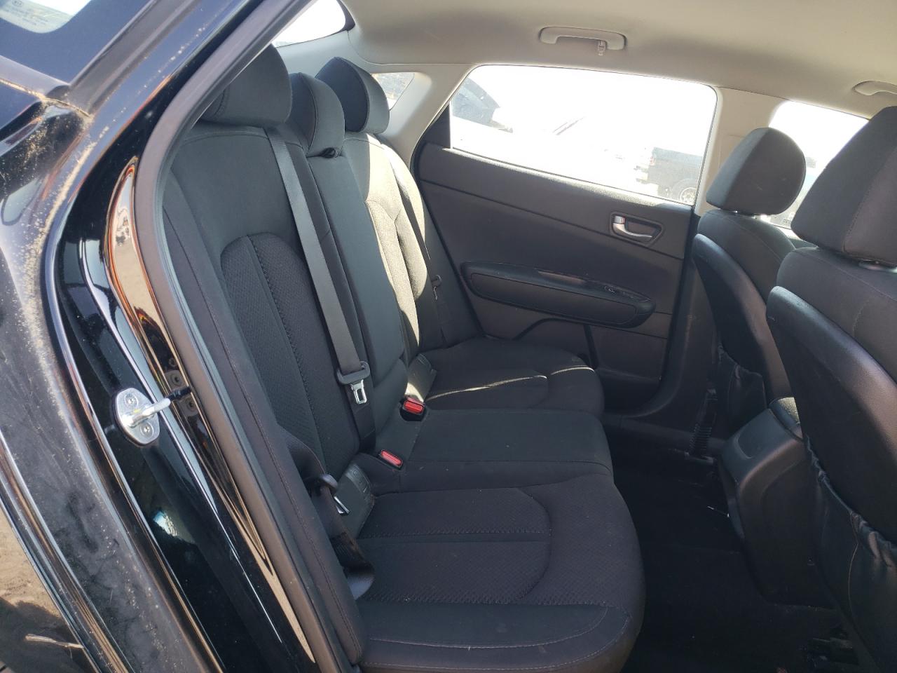 Photo 6 from auction – 2016 KIA OPTIMA with VIN 5XXGT4L33GG024675