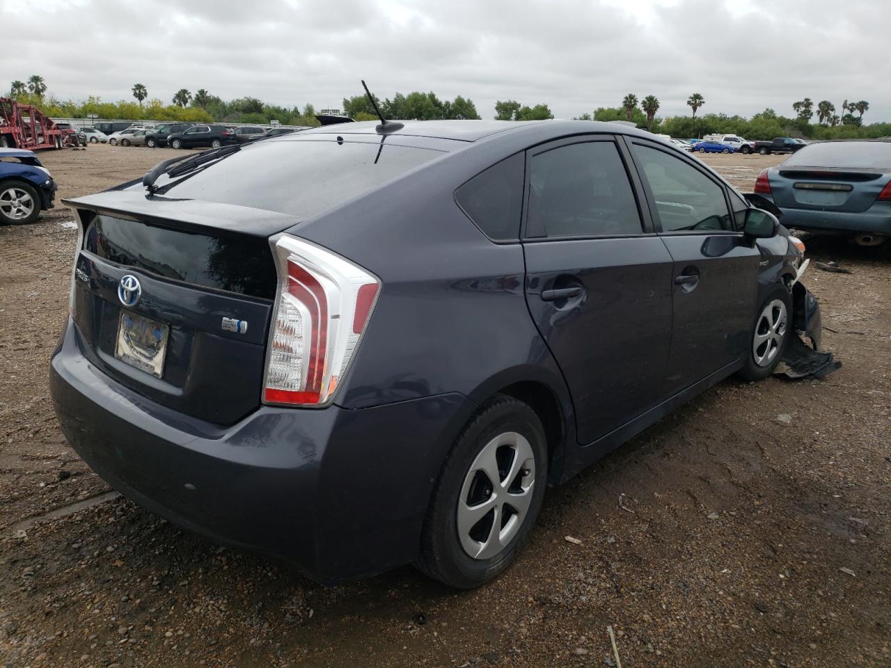 Photo 4 from auction – 2015 TOYOTA PRIUS with VIN JTDKN3DU7F1989166