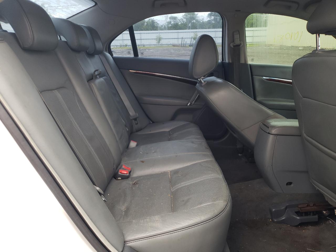 Photo 6 from auction – 2010 LINCOLN MKZ with VIN 3LNHL2GC7AR613414