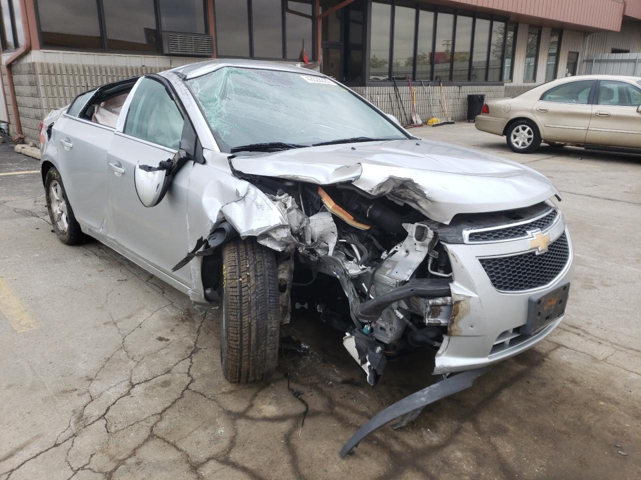 CHEVROLET CRUZE 2014 with VIN 1G1PC5SB8E7346824 - Photo from auction