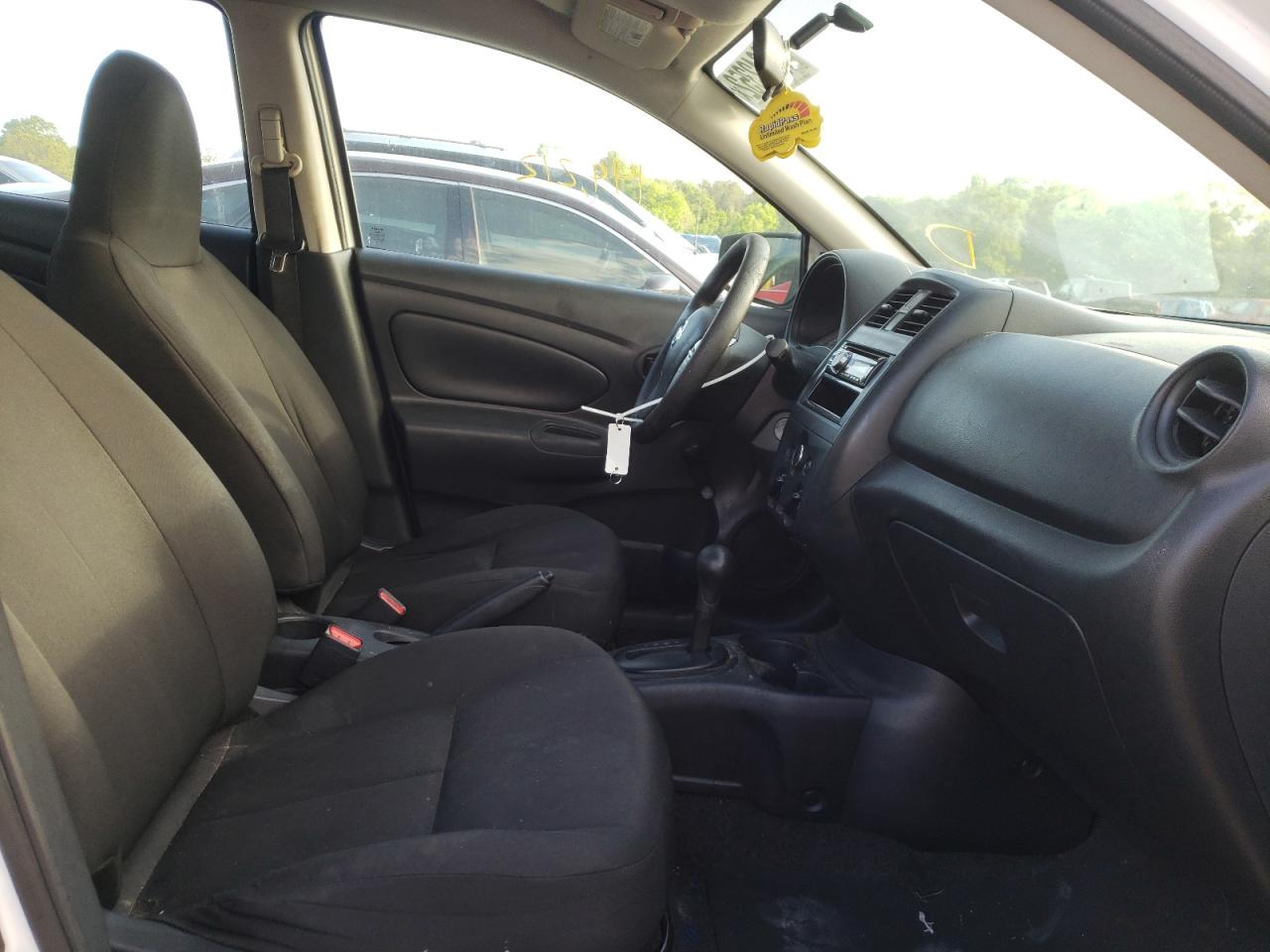 Photo 5 from auction – 2016 NISSAN VERSA S with VIN 3N1CN7AP6GL888188