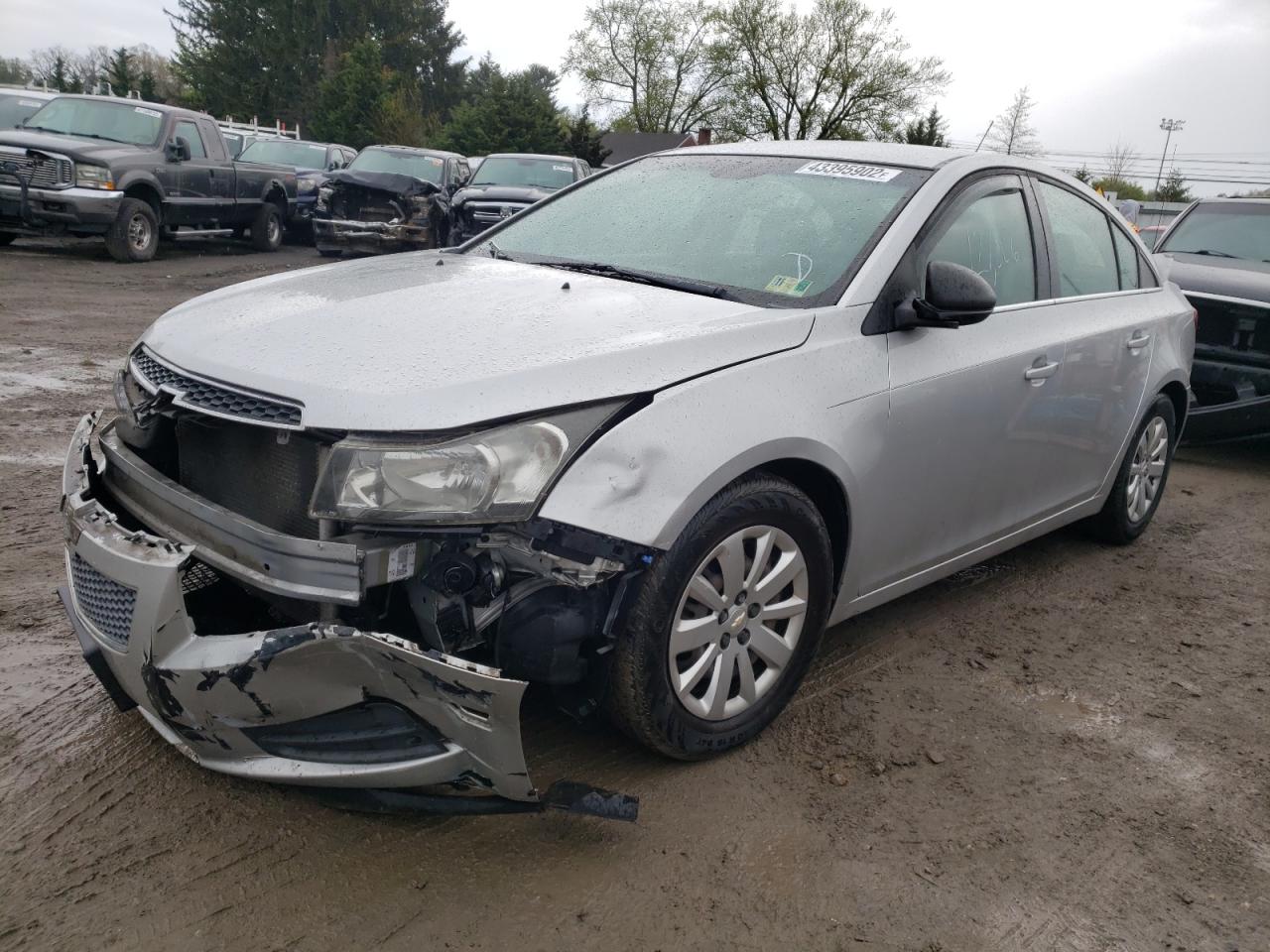 Photo 2 from auction – 2011 CHEVROLET CRUZE LS with VIN 1G1PC5SH1B7108233