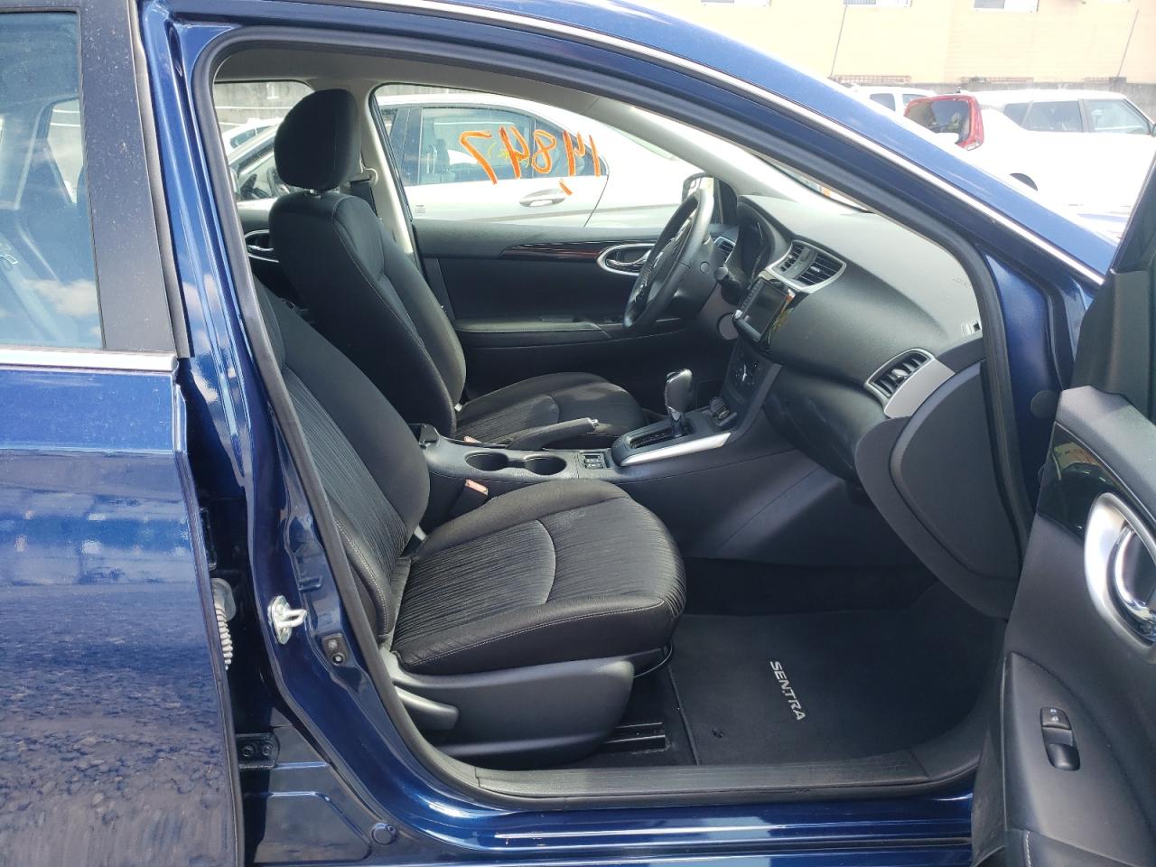 Photo 5 from auction – 2019 NISSAN SENTRA S with VIN 3N1AB7AP1KY250944