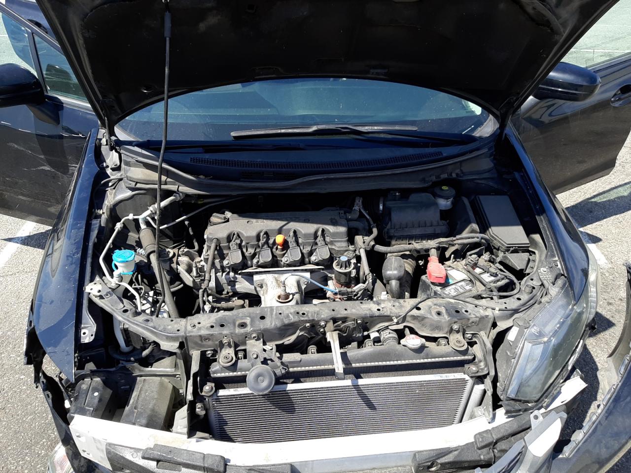 Photo 12 from auction – 2015 HONDA CIVIC LX with VIN 19XFB2F50FE704900