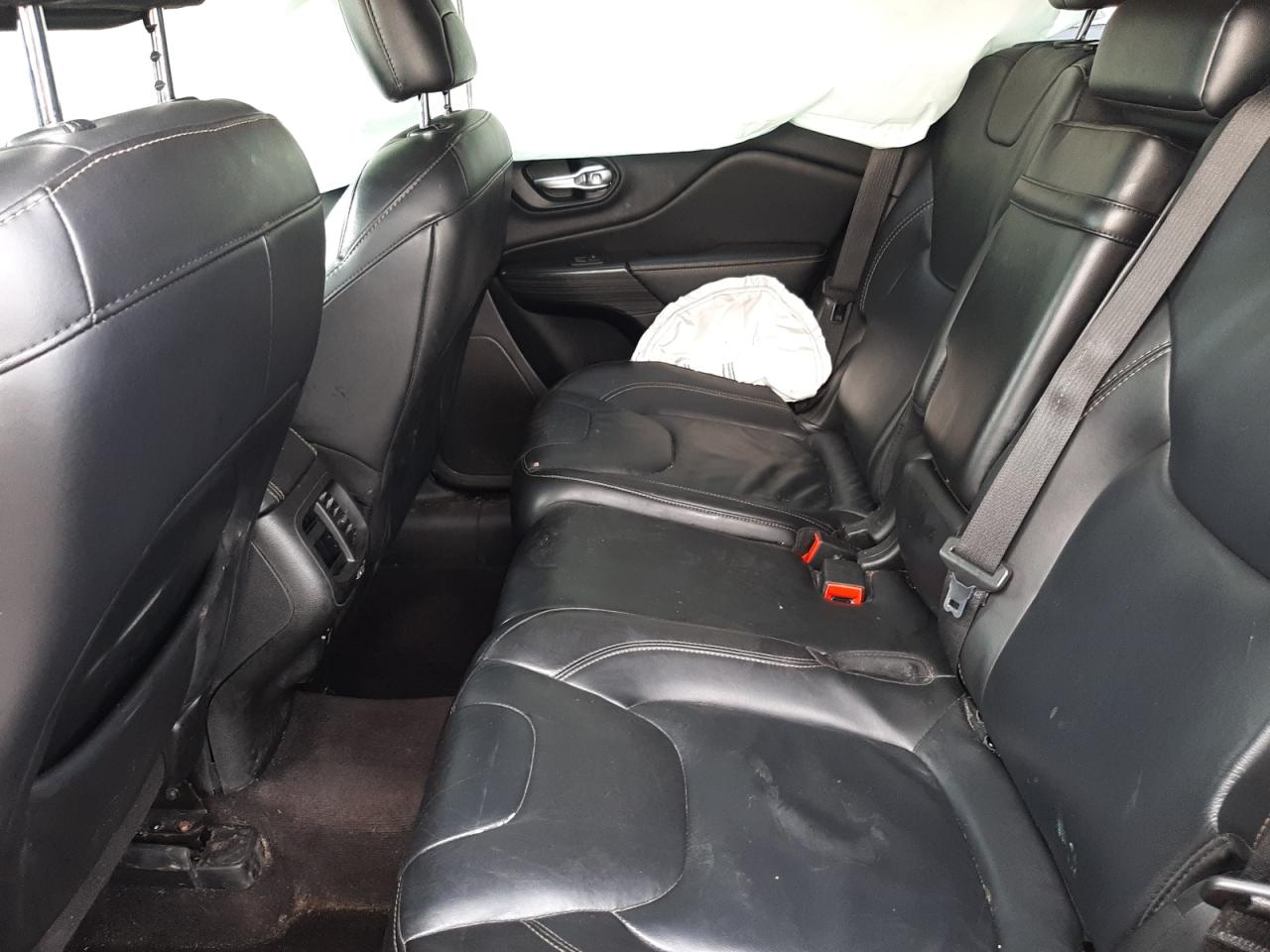 Photo 6 from auction – 2016 JEEP CHEROKEE L with VIN 1C4PJMCB8GW237763