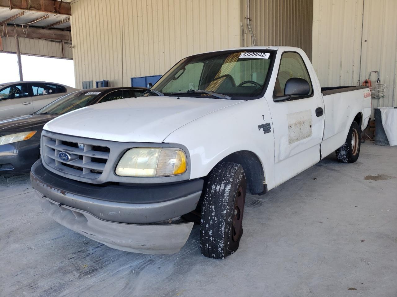 Photo 2 from auction – 2002 FORD F150 with VIN 1FTRF17L92KD70530