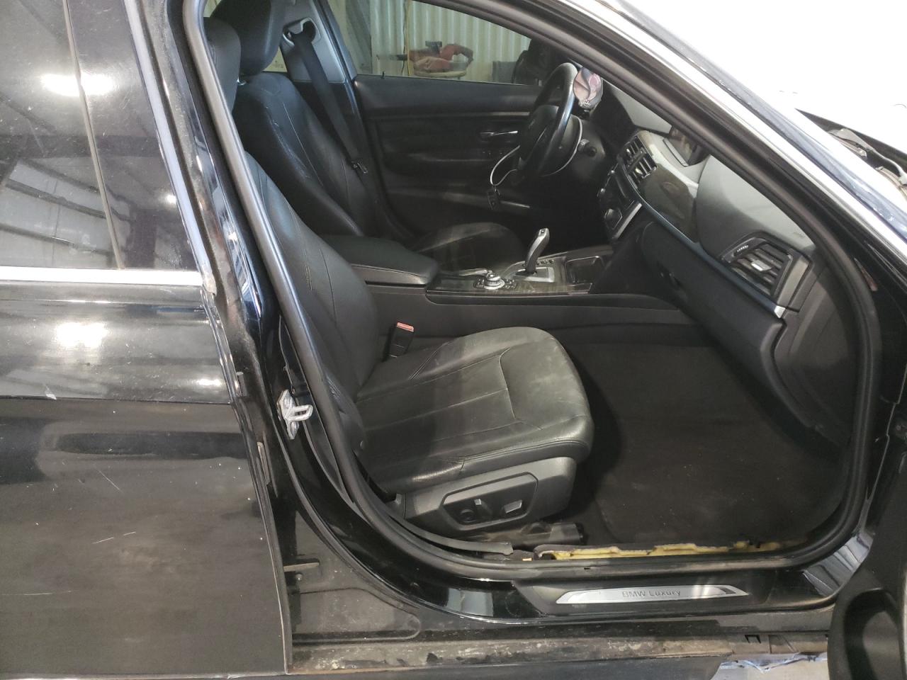Photo 5 from auction – 2013 BMW 335 I with VIN WBA3A9G54DNP37417
