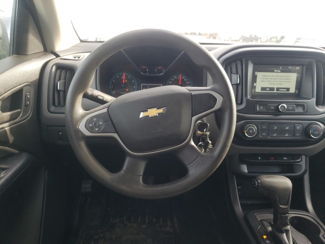 Photo 9 from auction – 2018 CHEVROLET COLORADO with VIN 1GCHSBEA0J1181347