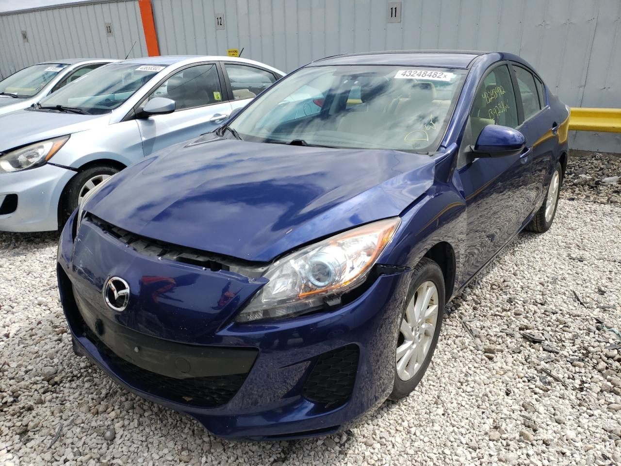 Photo 2 from auction – 2012 MAZDA 3 I with VIN JM1BL1V71C1656850