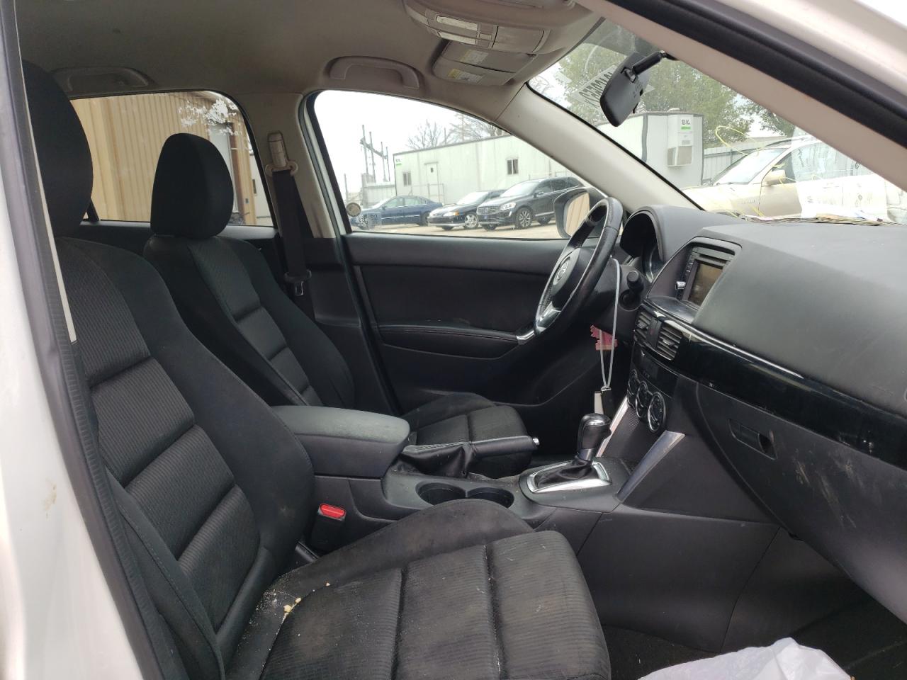 Photo 5 from auction – 2015 MAZDA CX-5 TOURI with VIN JM3KE2CY1F0433771