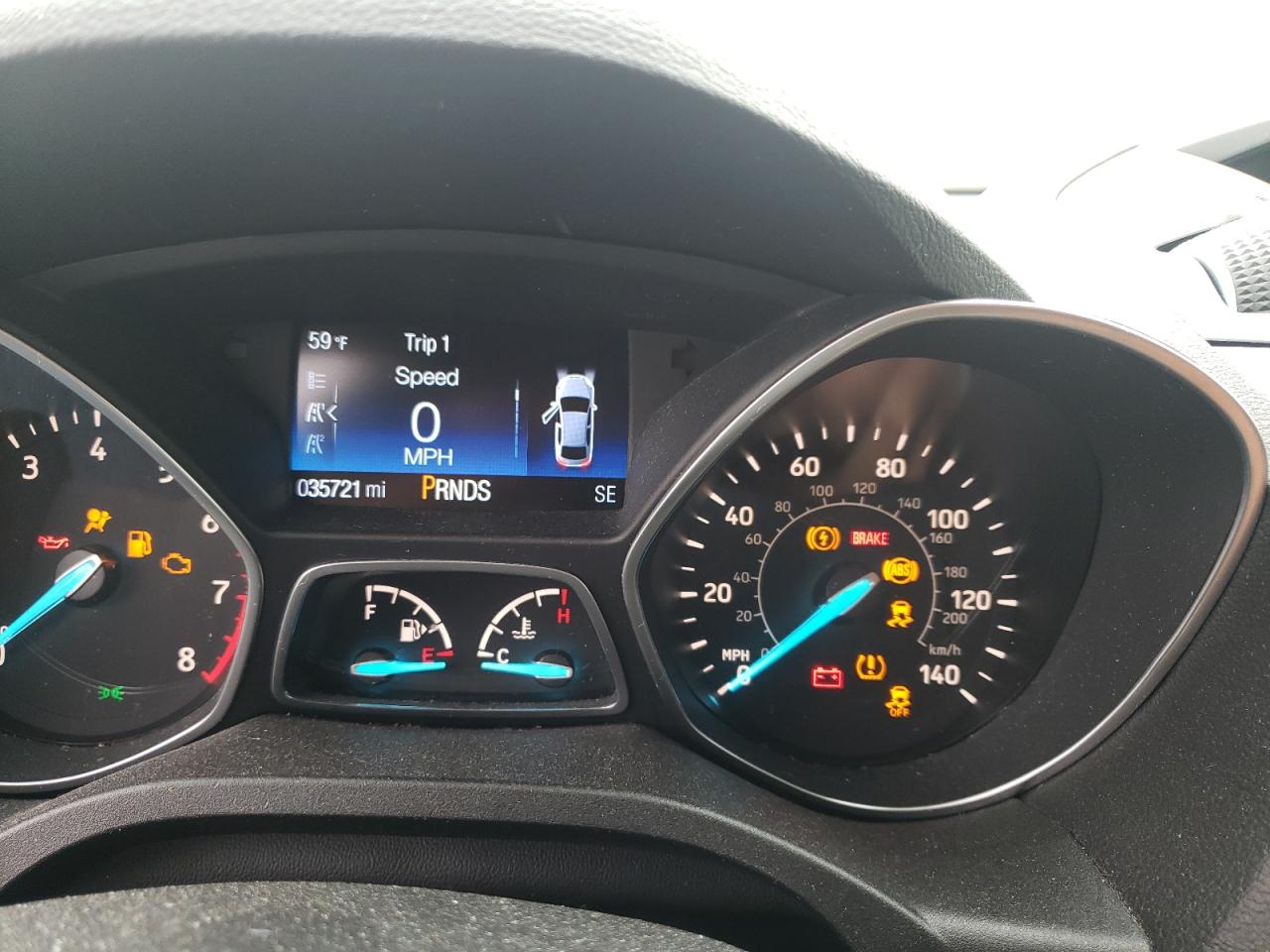 Photo 8 from auction – 2017 FORD ESCAPE SE with VIN 1FMCU9GD7HUB75893