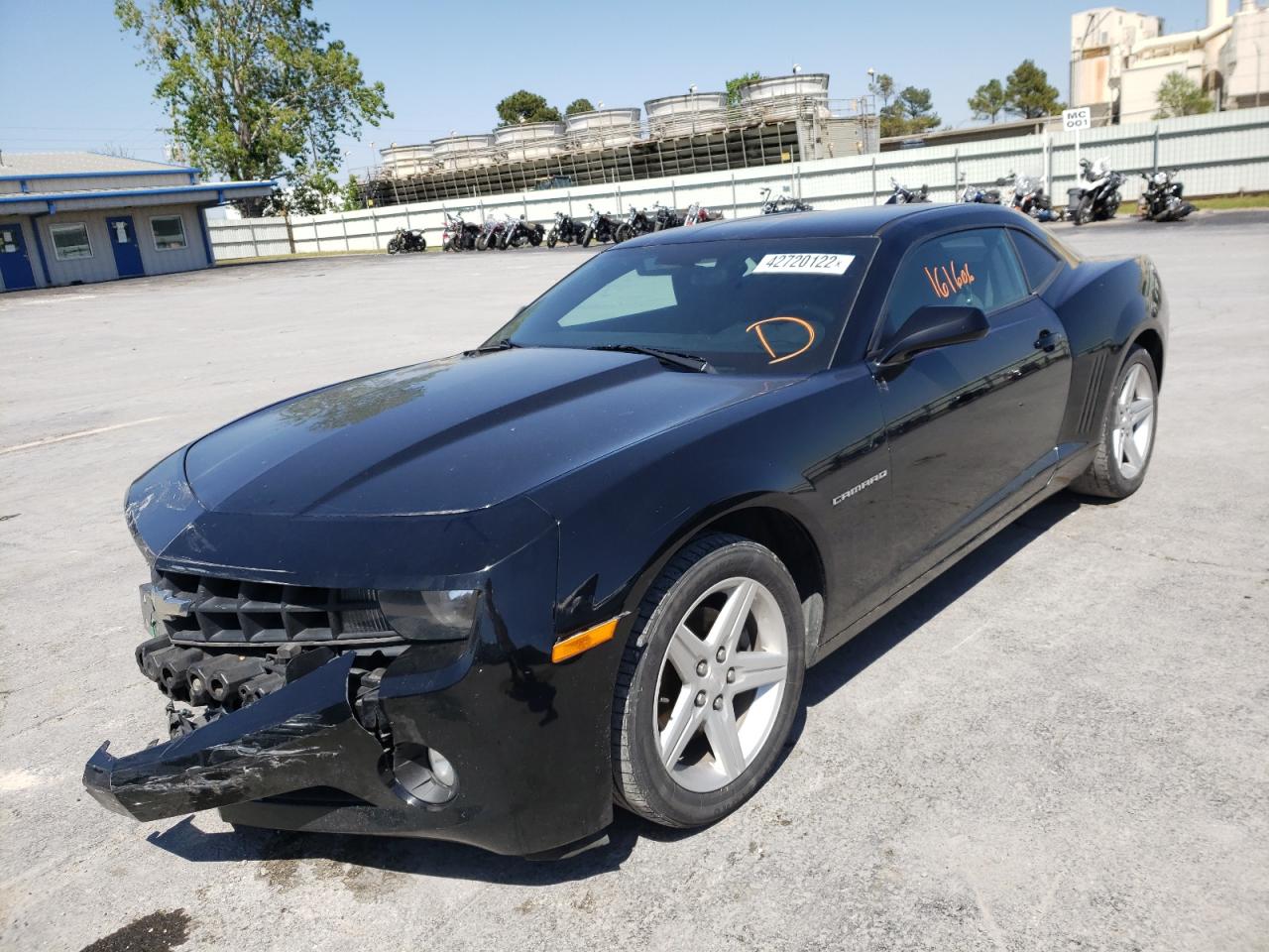 Photo 2 from auction – 2011 CHEVROLET CAMARO LT with VIN 2G1FB1ED8B9210451