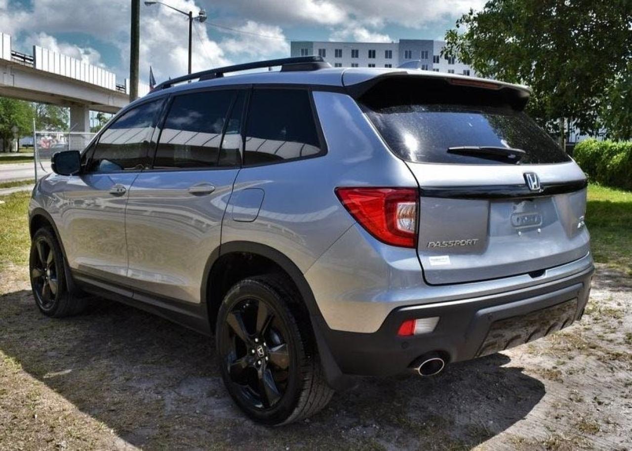 Photo 3 from auction – 2019 HONDA PASSPORT E with VIN 5FNYF8H01KB010190