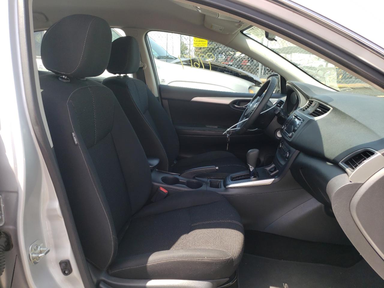 Photo 5 from auction – 2018 NISSAN SENTRA S with VIN 3N1AB7AP9JY287724