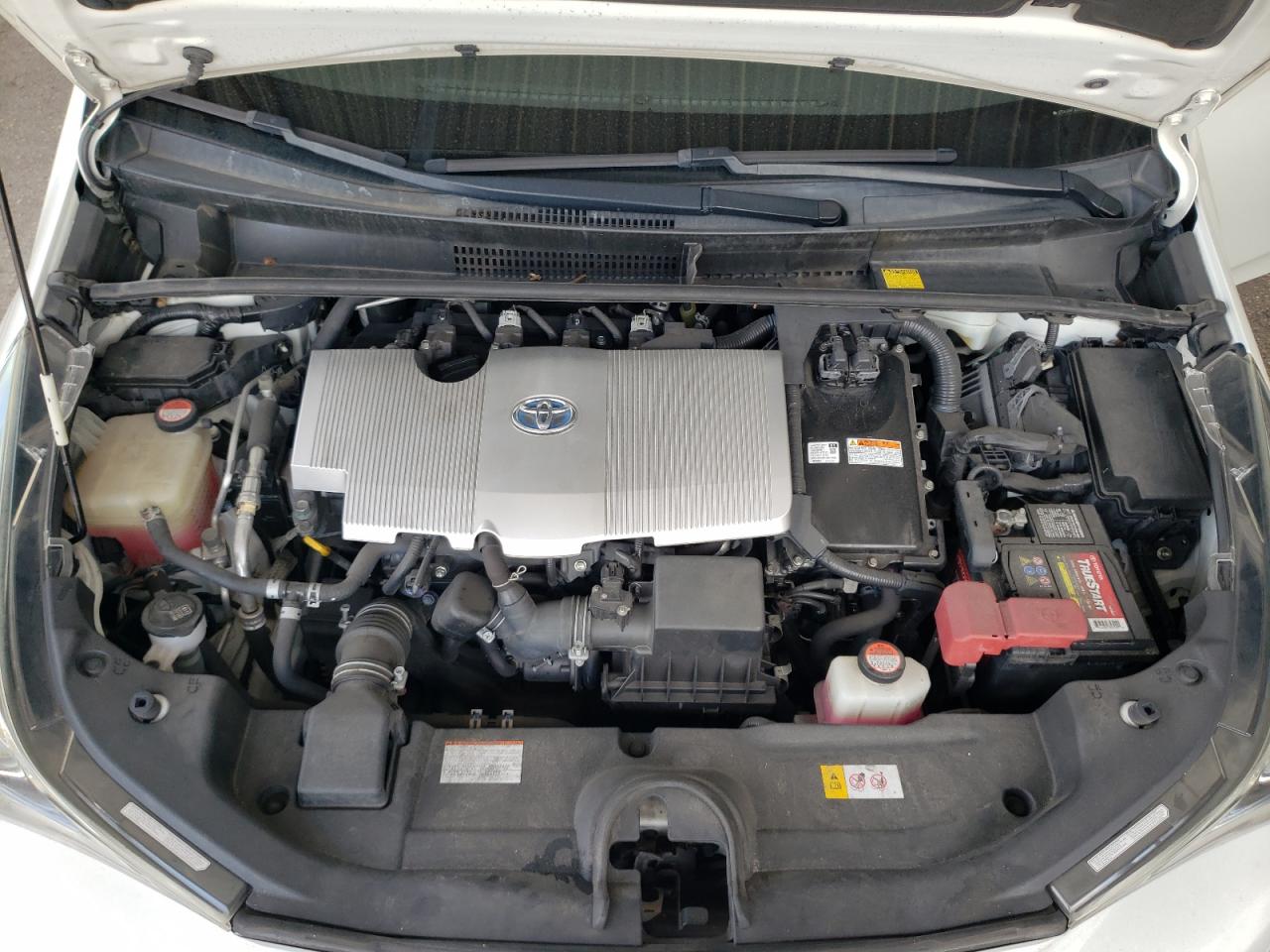 Photo 7 from auction – 2016 TOYOTA PRIUS with VIN JTDKARFU0G3015238