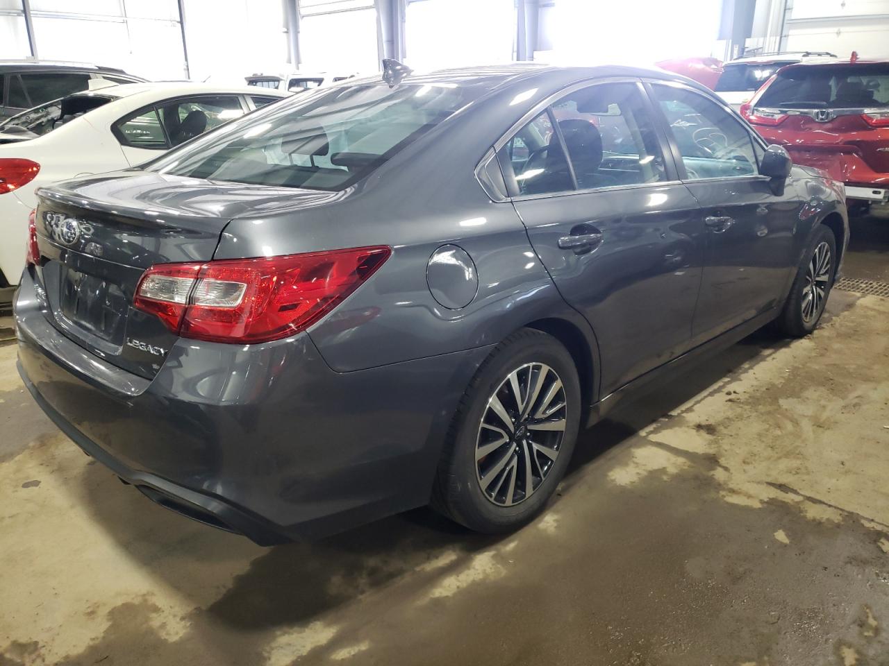 Photo 4 from auction – 2018 SUBARU LEGACY 2.5 with VIN 4S3BNAC61J3009791