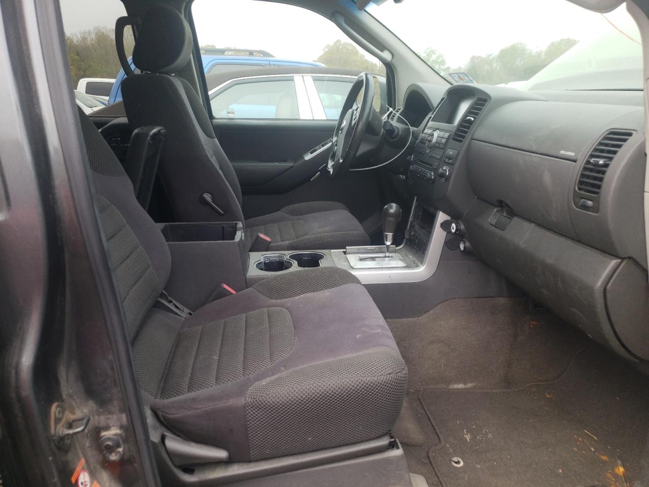 Photo 5 from auction – 2009 NISSAN PATHFINDER with VIN 5N1AR18B99C616115