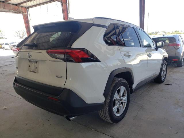 Photo 4 from auction – 2019 TOYOTA RAV4 XLE with VIN JTMW1RFVXKD502170