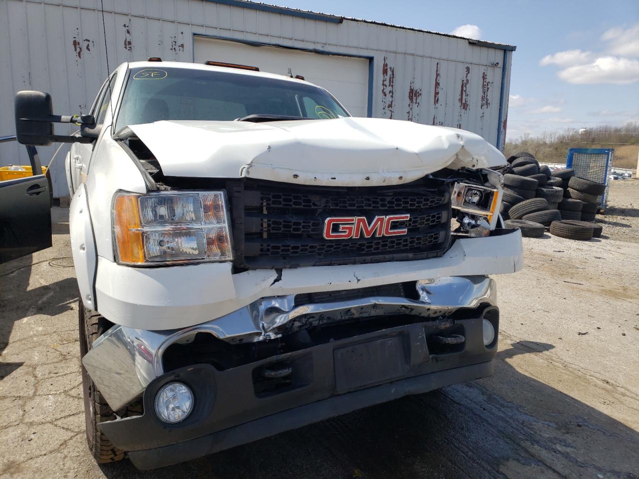 Photo 9 from auction – 2011 GMC SIERRA K25 with VIN 1GT121C84BF117442