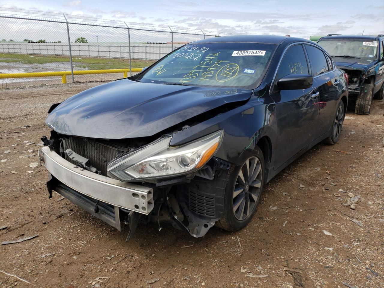 Photo 2 from auction – 2016 NISSAN ALTIMA 2.5 with VIN 1N4AL3AP0GC143974