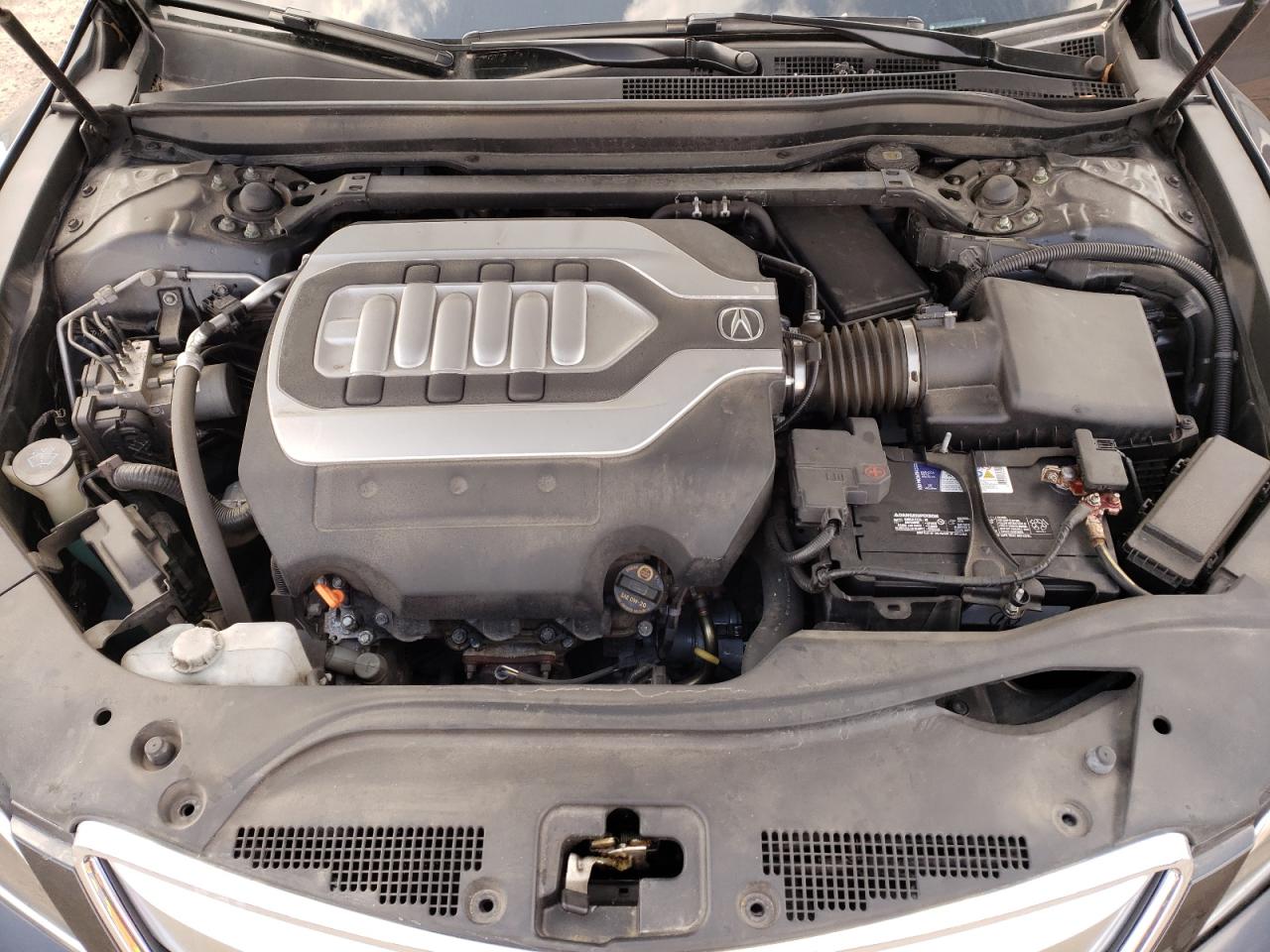 Photo 7 from auction – 2014 ACURA RLX TECH with VIN JH4KC1F52EC003057