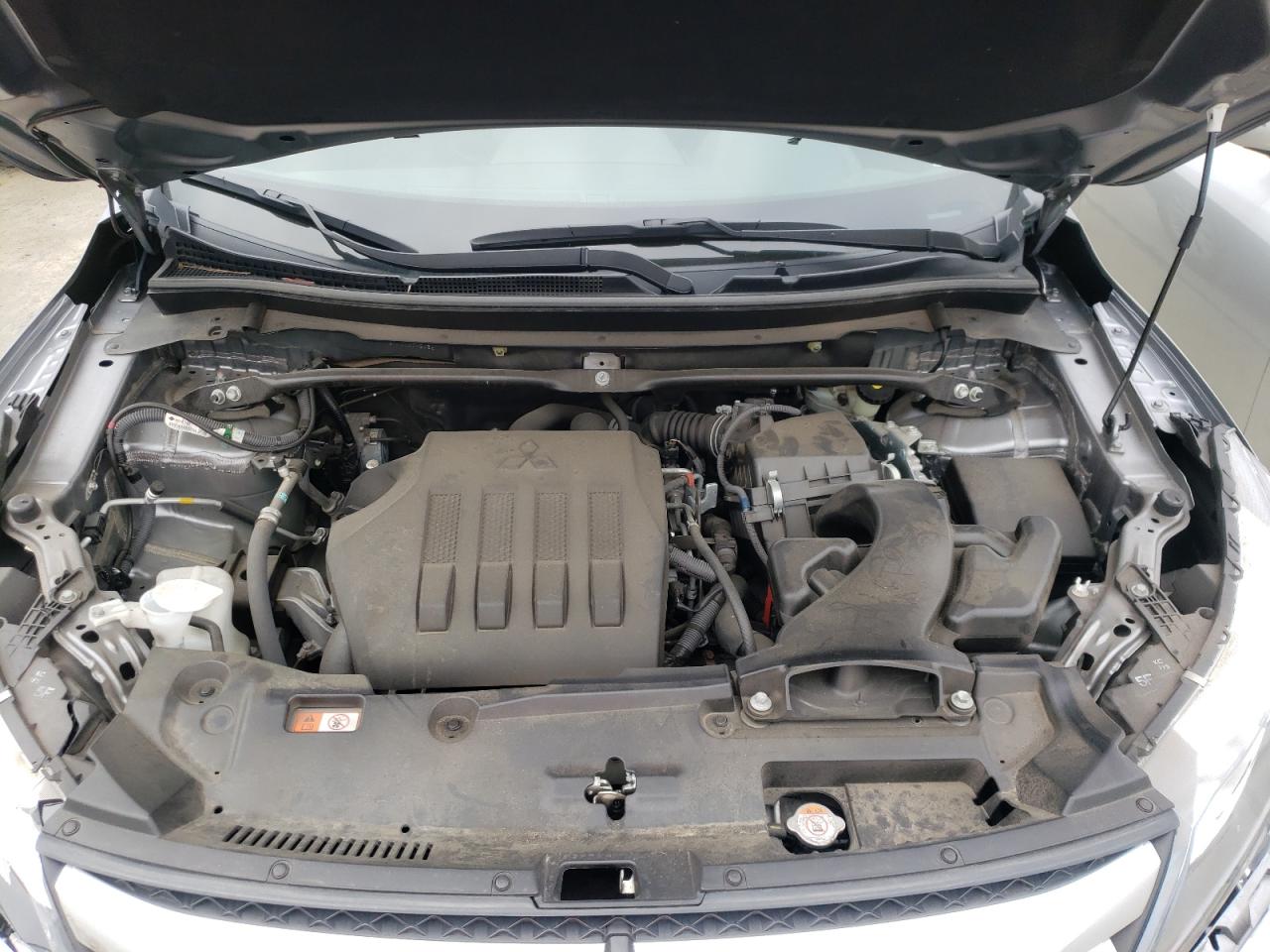 Photo 7 from auction – 2019 MITSUBISHI ECLIPSE CR with VIN JA4AT3AA0KZ045436