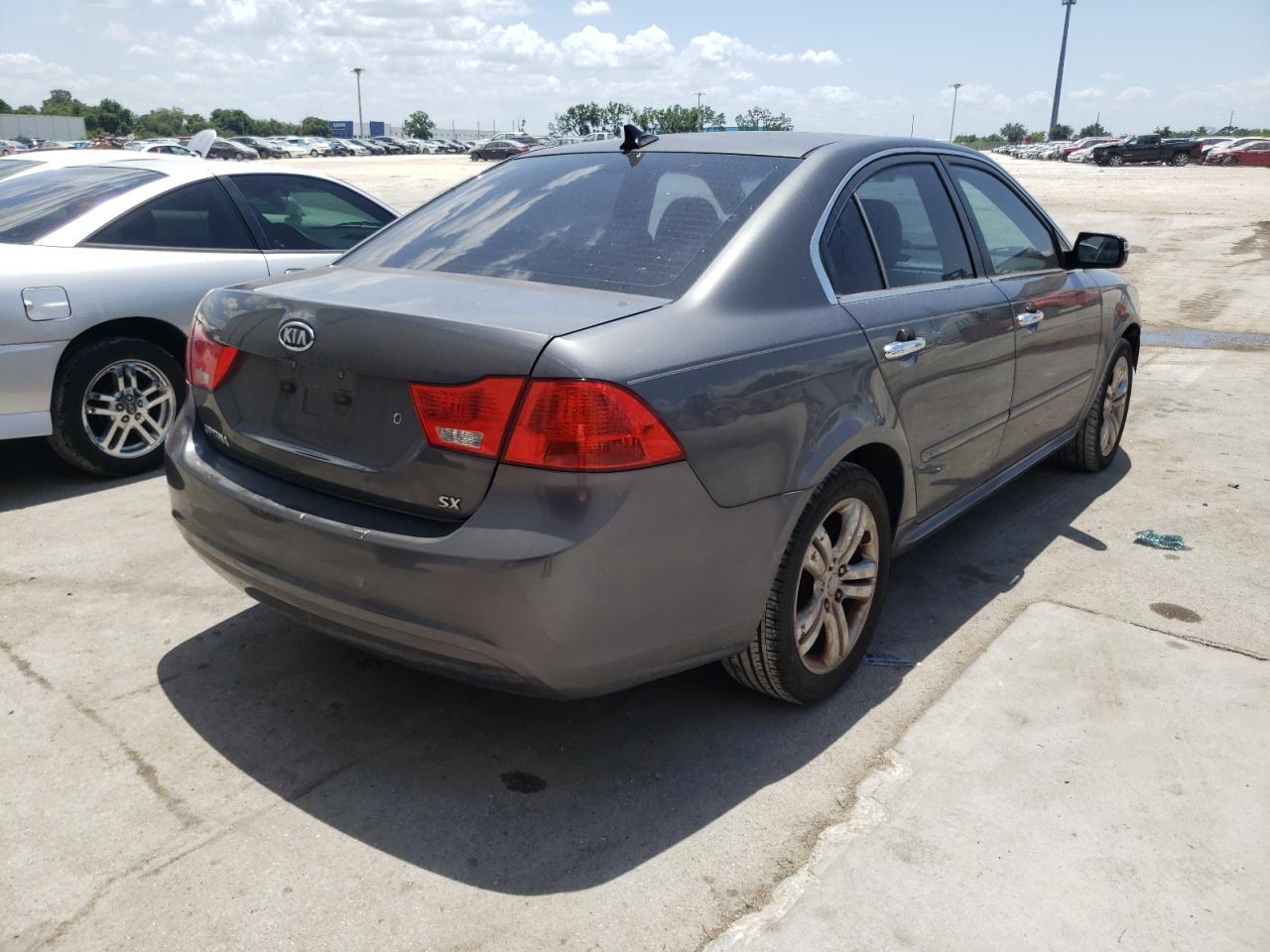 Photo 4 from auction – 2009 KIA OPTIMA with VIN KNAGE228895354294