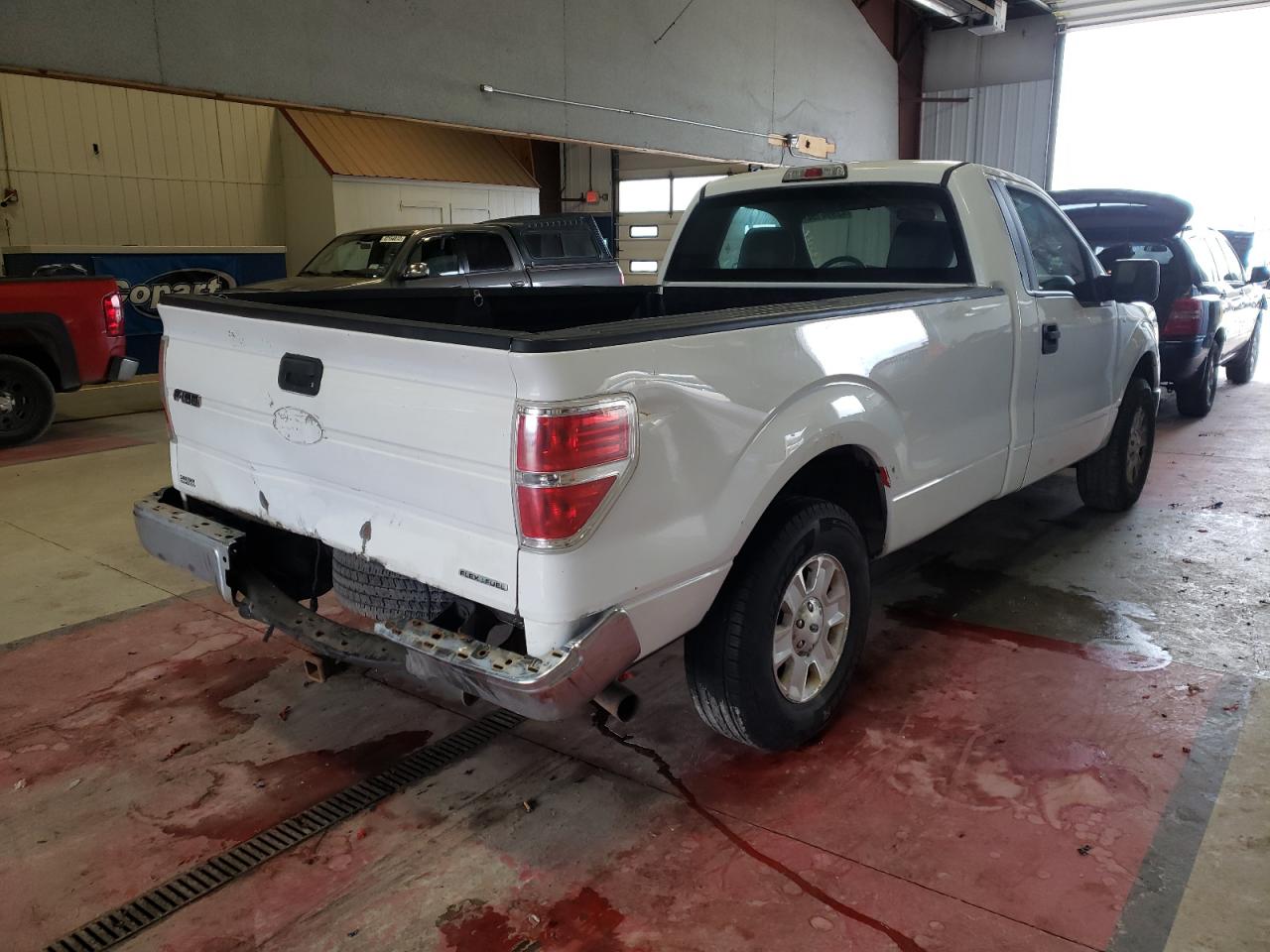 Photo 4 from auction – 2013 FORD F150 with VIN 1FTNF1CF3DKE78773