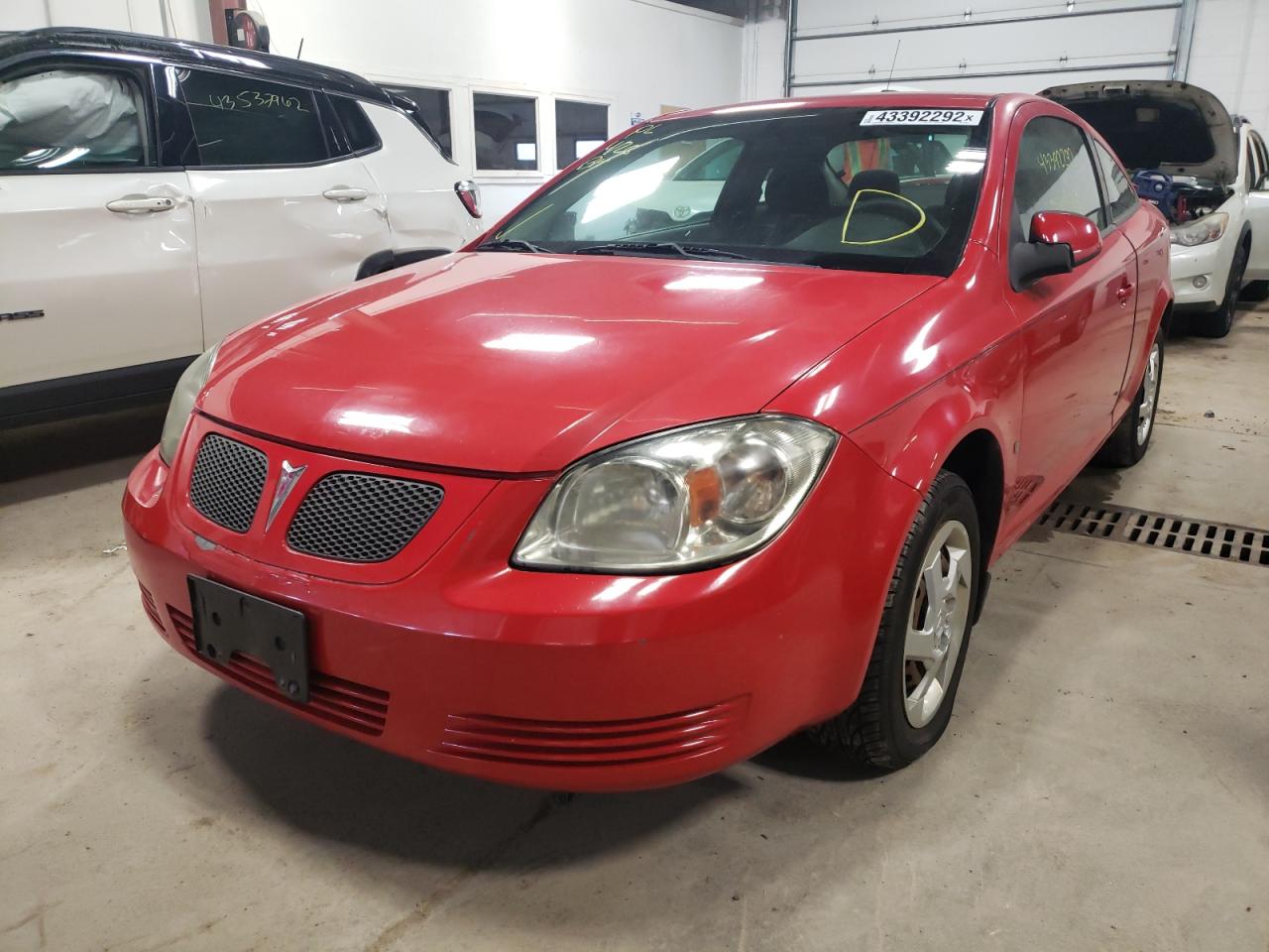 Photo 2 from auction – 2008 PONTIAC G5 with VIN 1G2AL18F287330952
