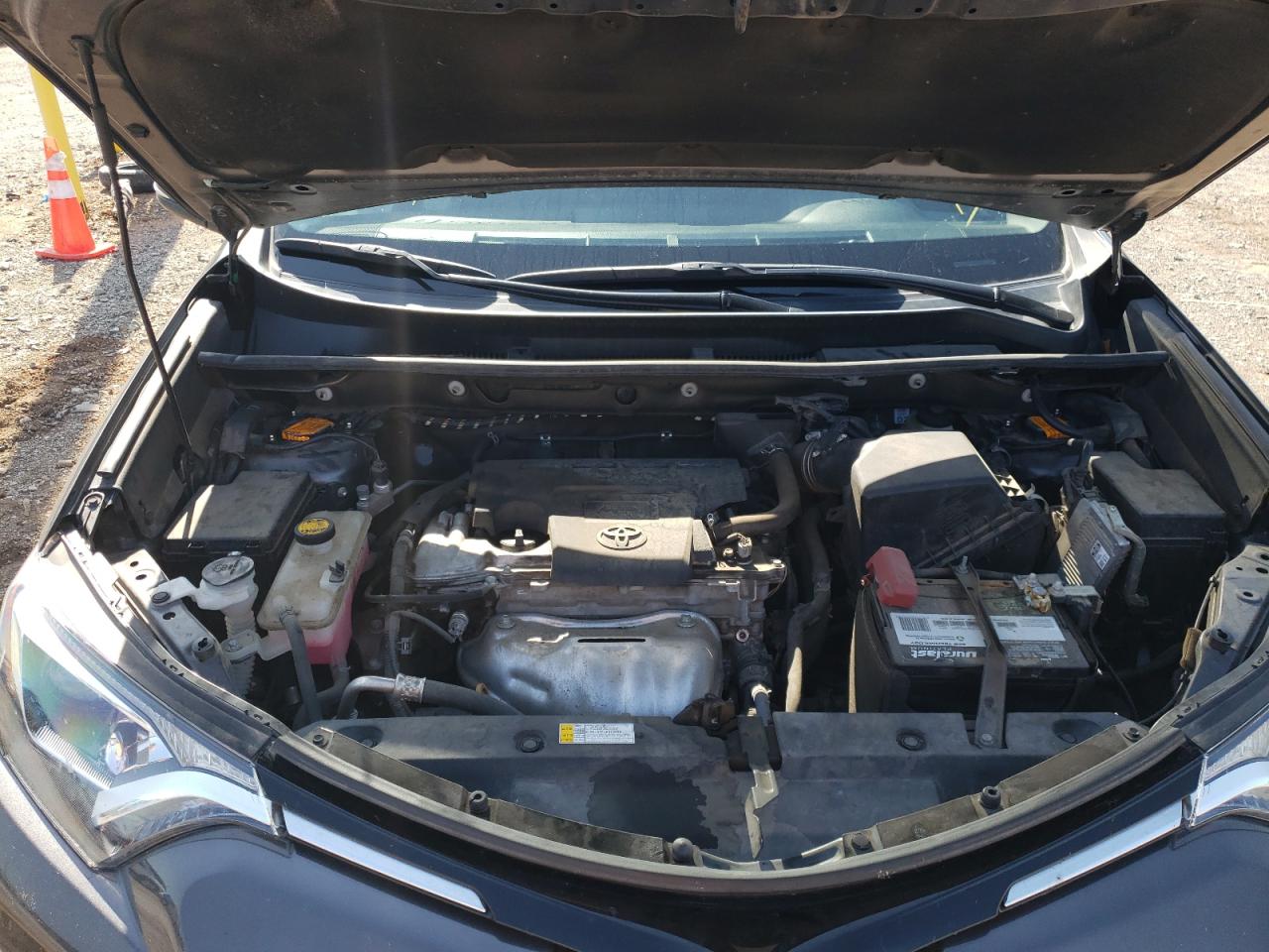 Photo 7 from auction – 2018 TOYOTA RAV4 ADVEN with VIN 2T3WFREV8JW428168