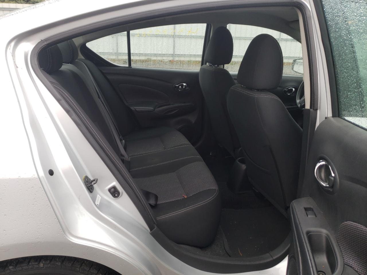 Photo 6 from auction – 2017 NISSAN VERSA S with VIN 3N1CN7AP5HK458627