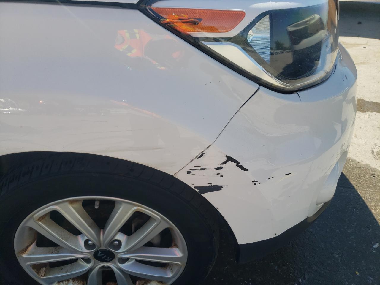 Photo 9 from auction – 2018 KIA SOUL + with VIN KNDJP3A54J7507391