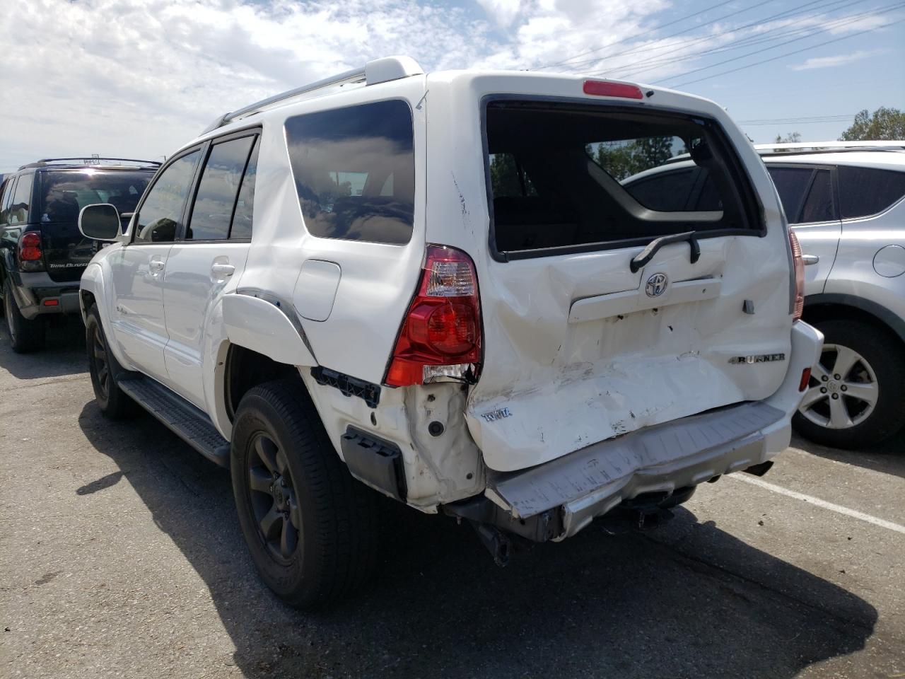 Photo 3 from auction – 2003 TOYOTA 4RUNNER SR with VIN JTEZT14R630013753