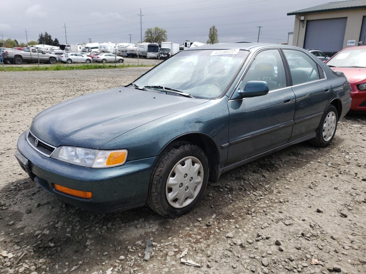 Photo 2 from auction – 1997 HONDA ACCORD LX with VIN 1HGCD5631VA025489