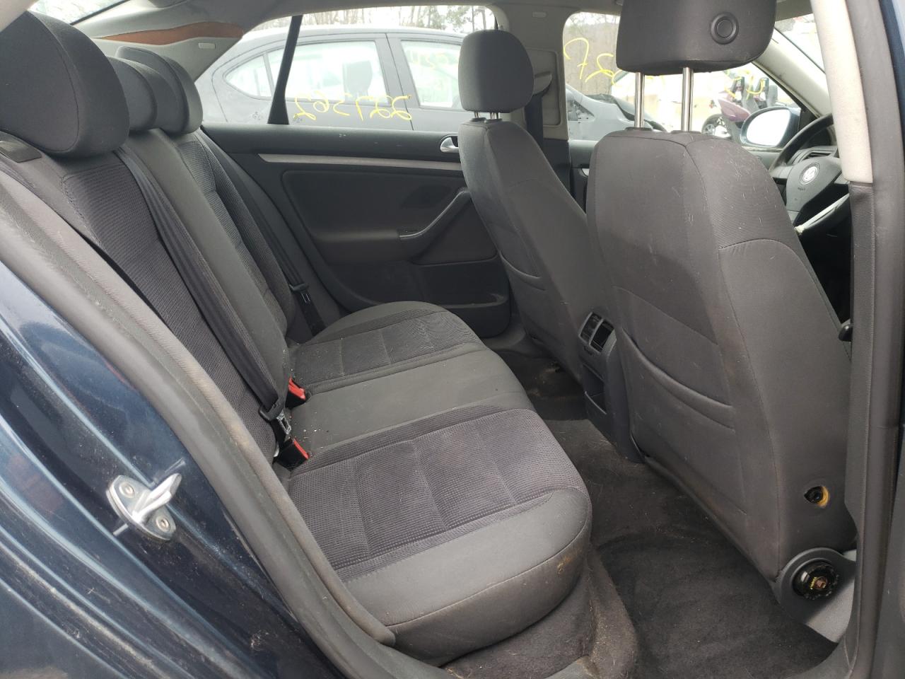 Photo 6 from auction – 2006 VOLKSWAGEN JETTA VALU with VIN 3VWPG71K36M800975