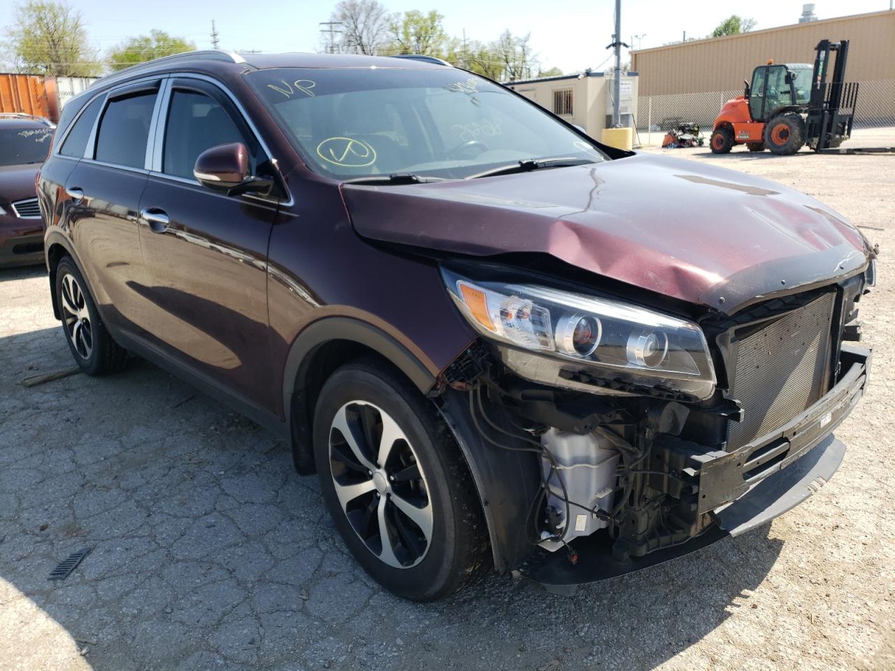 KIA SORENTO EX 2016 with VIN 5XYPH4A59GG129108 - Photo from auction