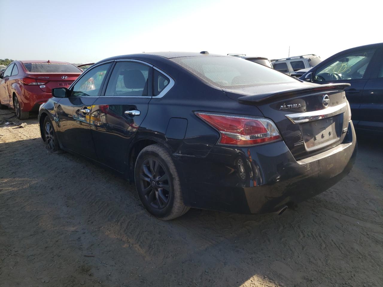 Photo 3 from auction – 2015 NISSAN ALTIMA 2.5 with VIN 1N4AL3AP3FC469265