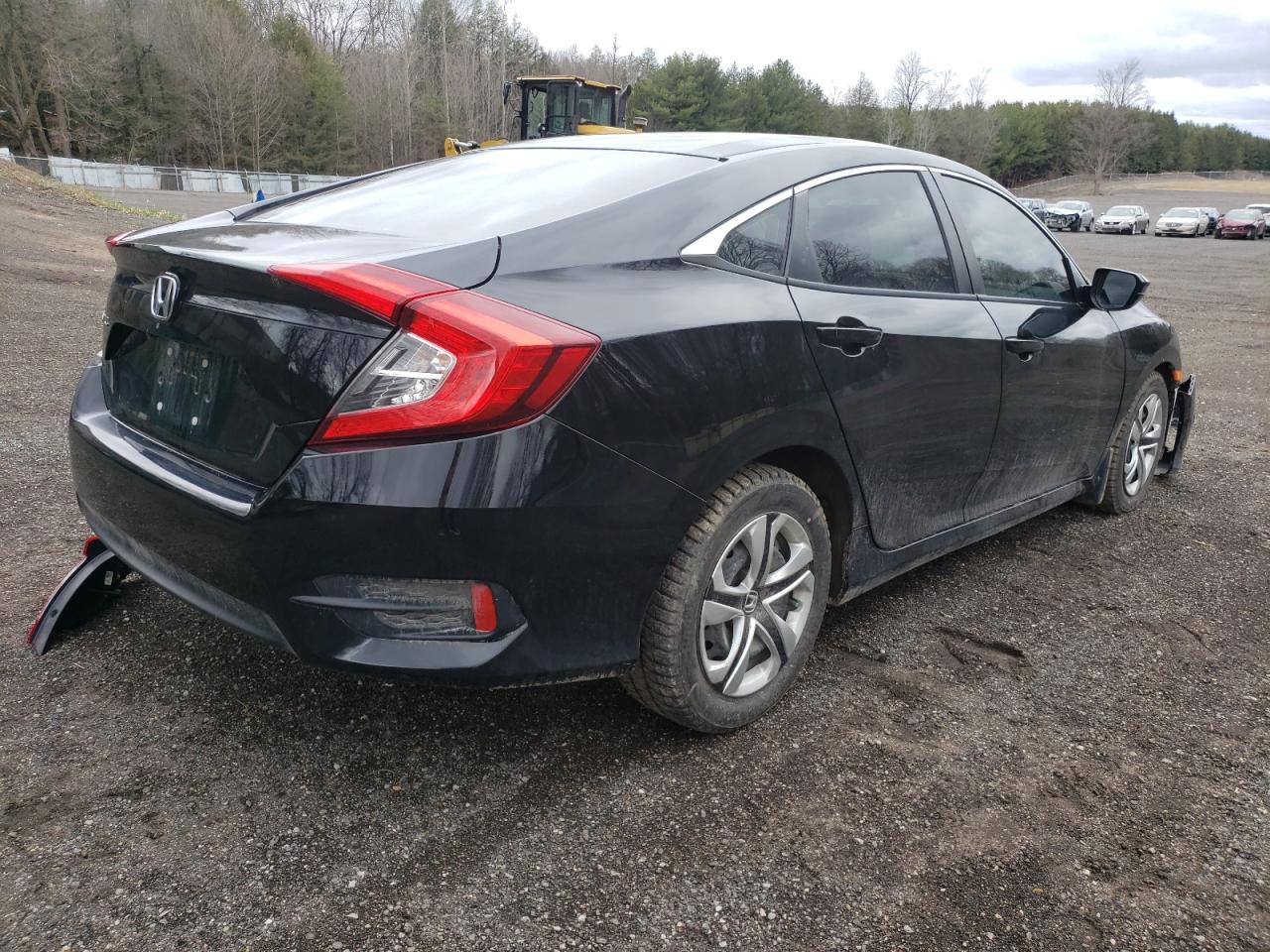 Photo 4 from auction – 2018 HONDA CIVIC LX with VIN 2HGFC2F59JH011366