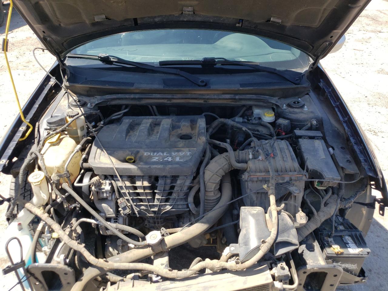 Photo 7 from auction – 2011 CHRYSLER 200 LIMITE with VIN 1C3BC2FB6BN594799
