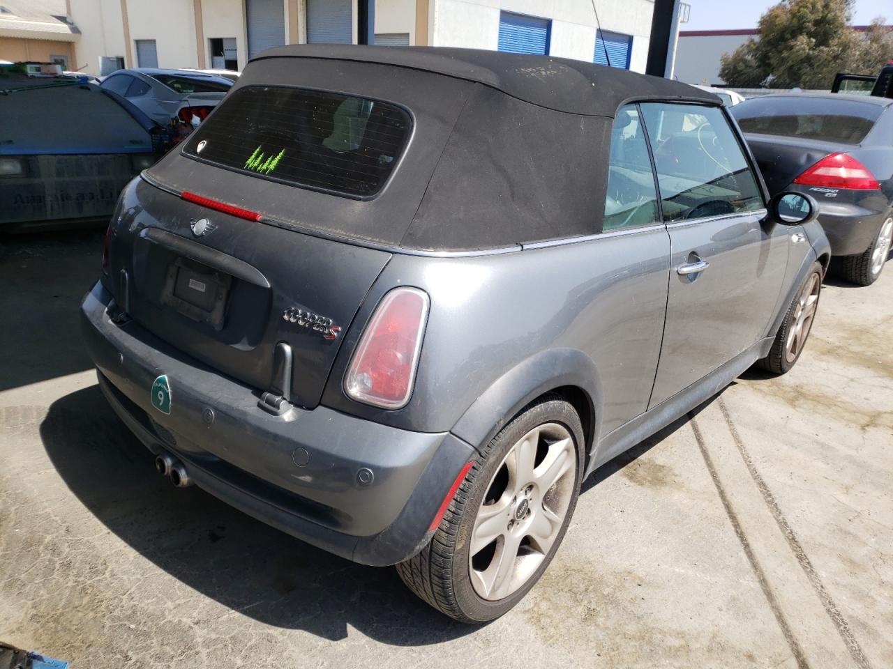 Photo 4 from auction – 2005 MINI COOPER S with VIN WMWRH33485TF82967