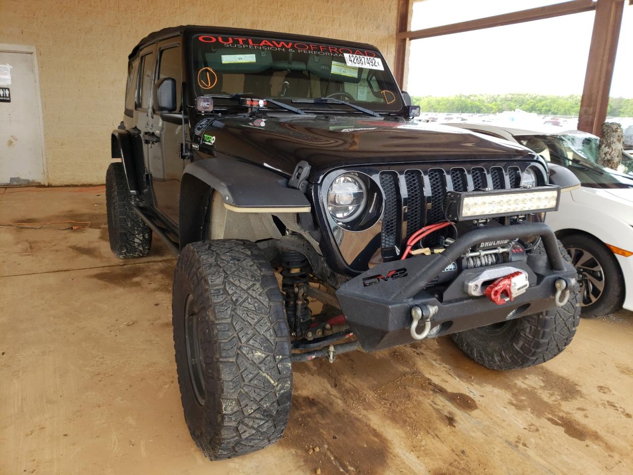 JEEP WRANGLER U 2018 with VIN 1C4HJXDG1JW127953 - Photo from auction