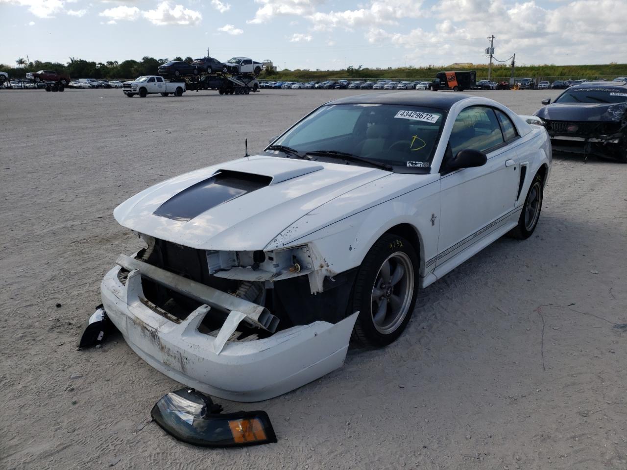 Photo 2 from auction – 2001 FORD MUSTANG with VIN 1FAFP40451F118243