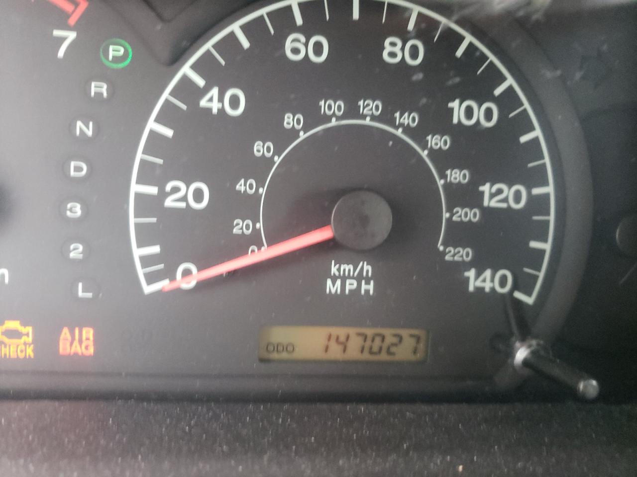 Photo 8 from auction – 2002 HYUNDAI ELANTRA with VIN KMHDN45D12U311160