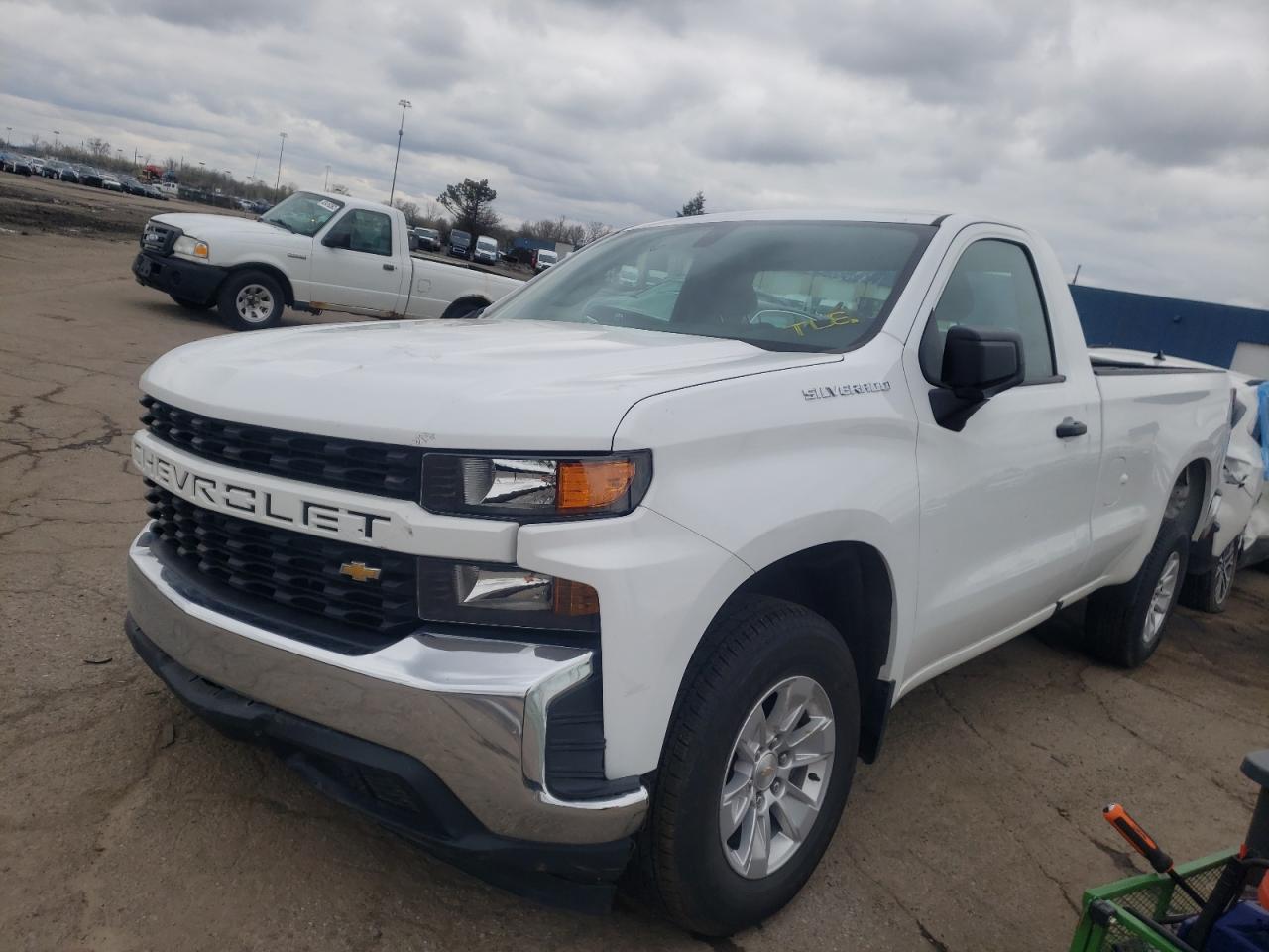Photo 2 from auction – 2021 CHEVROLET SILVERADO with VIN 3GCNWAEF7MG319145