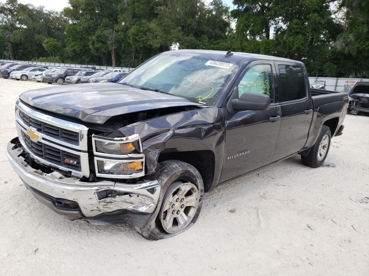 Photo 2 from auction – 2014 CHEVROLET SILVERADO with VIN 3GCUKREC8EG264458