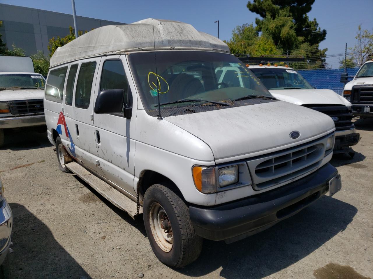 Фото 1 с аукциона – 2002 FORD ECONOLINE с VIN 1FTNE24222HA12556
