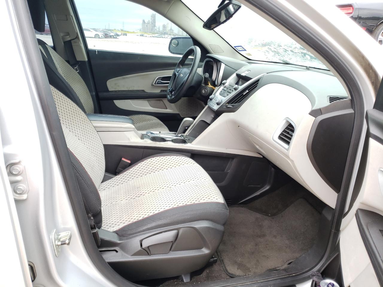 Photo 5 from auction – 2010 CHEVROLET EQUINOX LS with VIN 2CNALBEW7A6201547