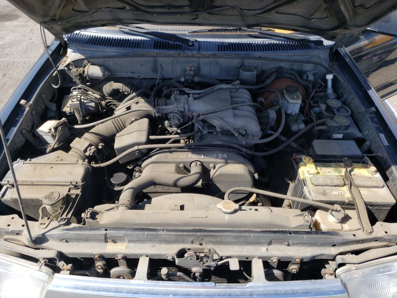 Photo 7 from auction – 1998 TOYOTA 4RUNNER SR with VIN JT3GN86R8W0079144