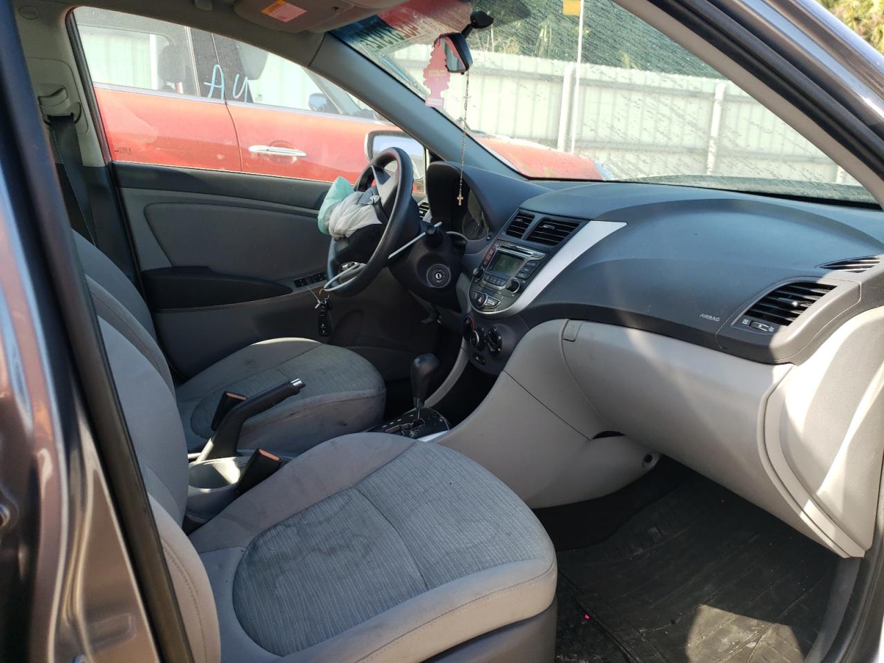Photo 5 from auction – 2017 HYUNDAI ACCENT SE with VIN KMHCT4AEXHU214869